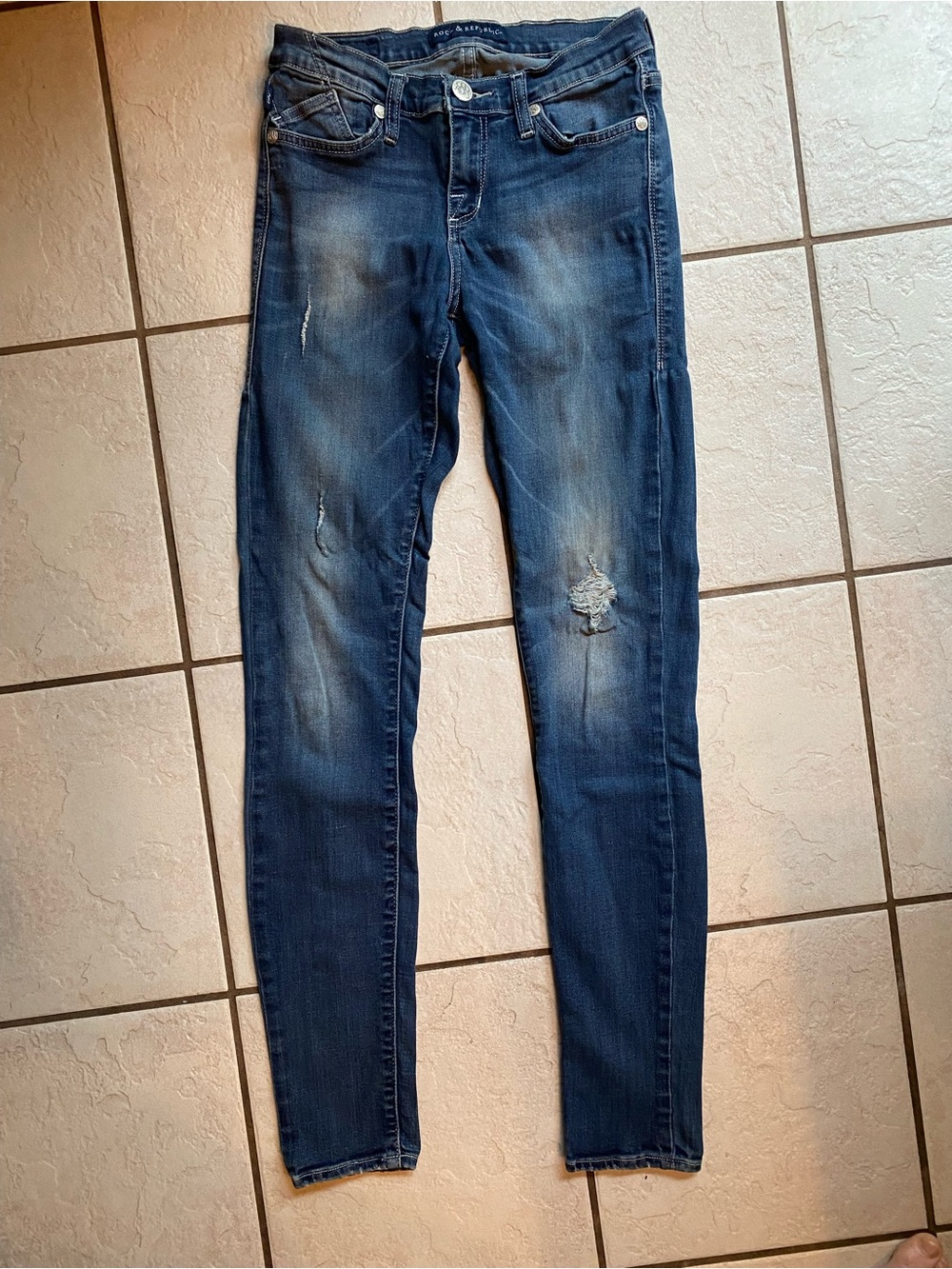 Rock & Republic Berlin Mid Rise Skinny Stretch Destroyed Blue Jeans Women Size 4